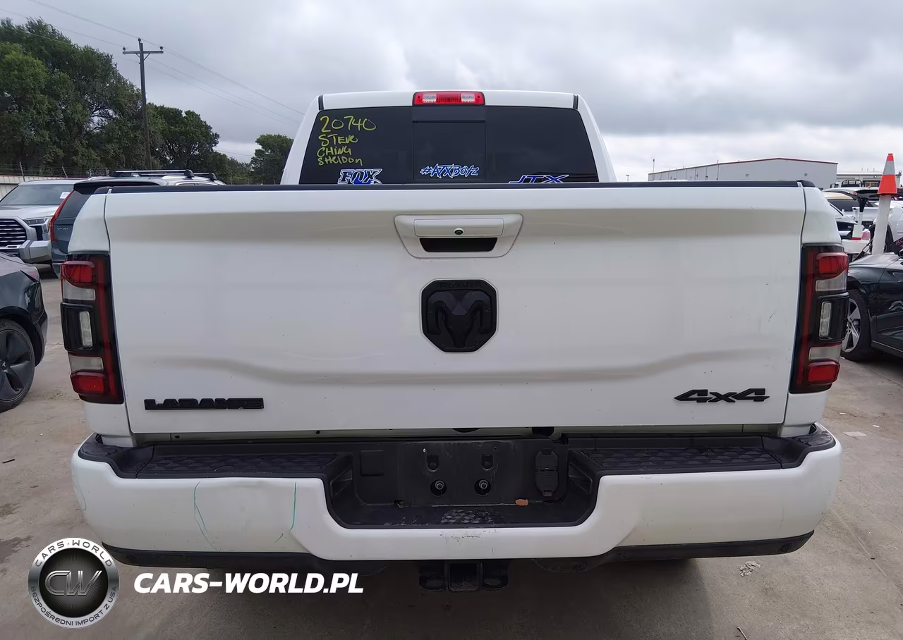 2024 Ram 2500 Laramie 4X4 6'4 Box VIN:3C6UR5FL4RG355954 - 17