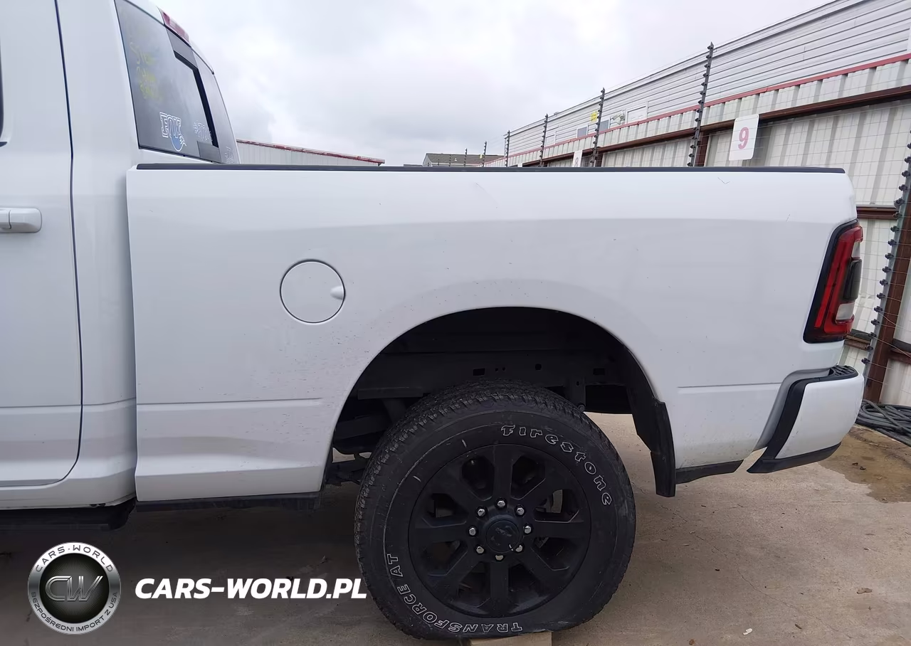 2024 Ram 2500 Laramie 4X4 6'4 Box VIN:3C6UR5FL4RG355954 - 19
