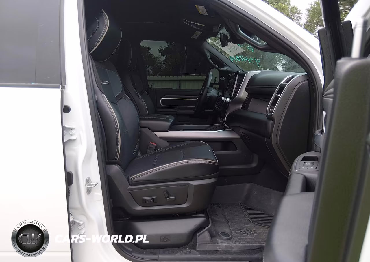 2024 Ram 2500 Laramie 4X4 6'4 Box VIN:3C6UR5FL4RG355954 - 5