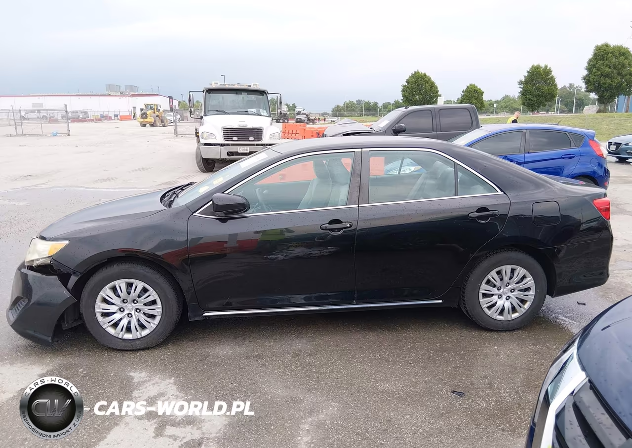 2012 Toyota Camry Le VIN:4T4BF1FKXCR231668 - 14