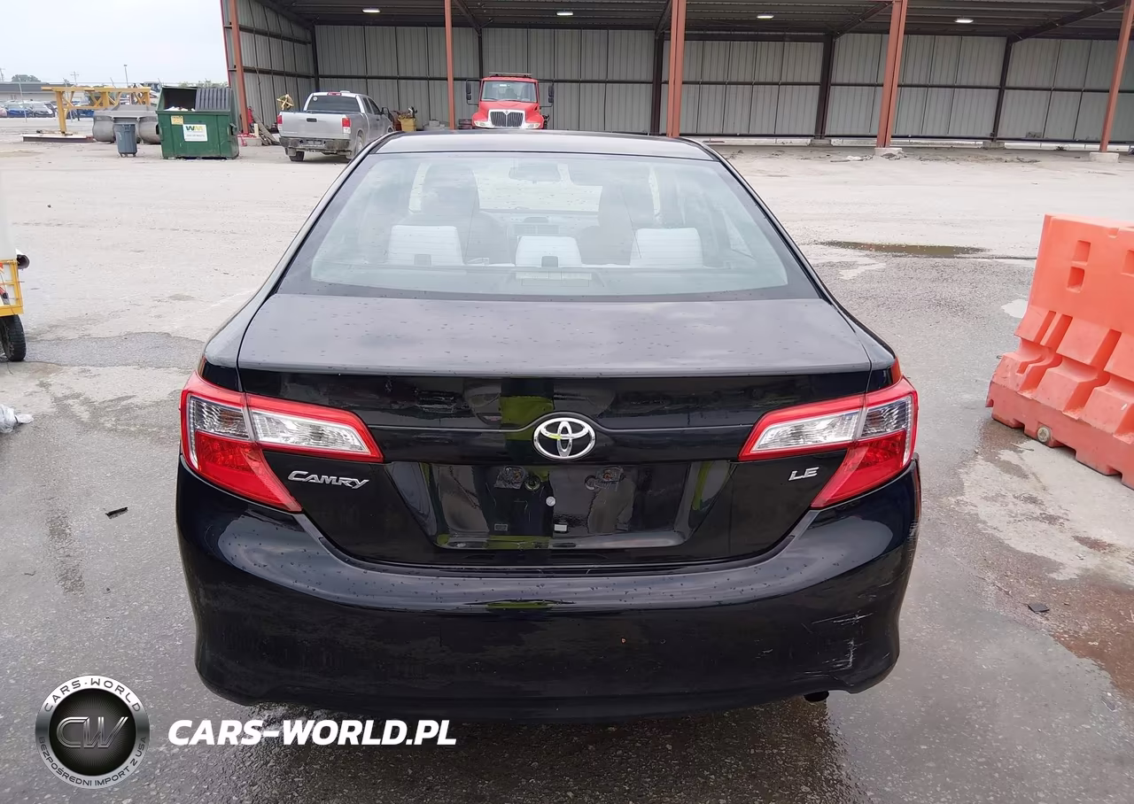 2012 Toyota Camry Le VIN:4T4BF1FKXCR231668 - 16