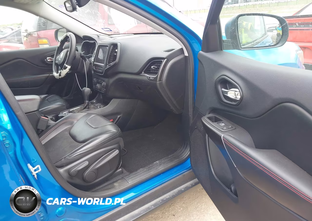 2019 Jeep Cherokee Trailhawk 4X4 VIN:1C4PJMBX3KD362560 - 5