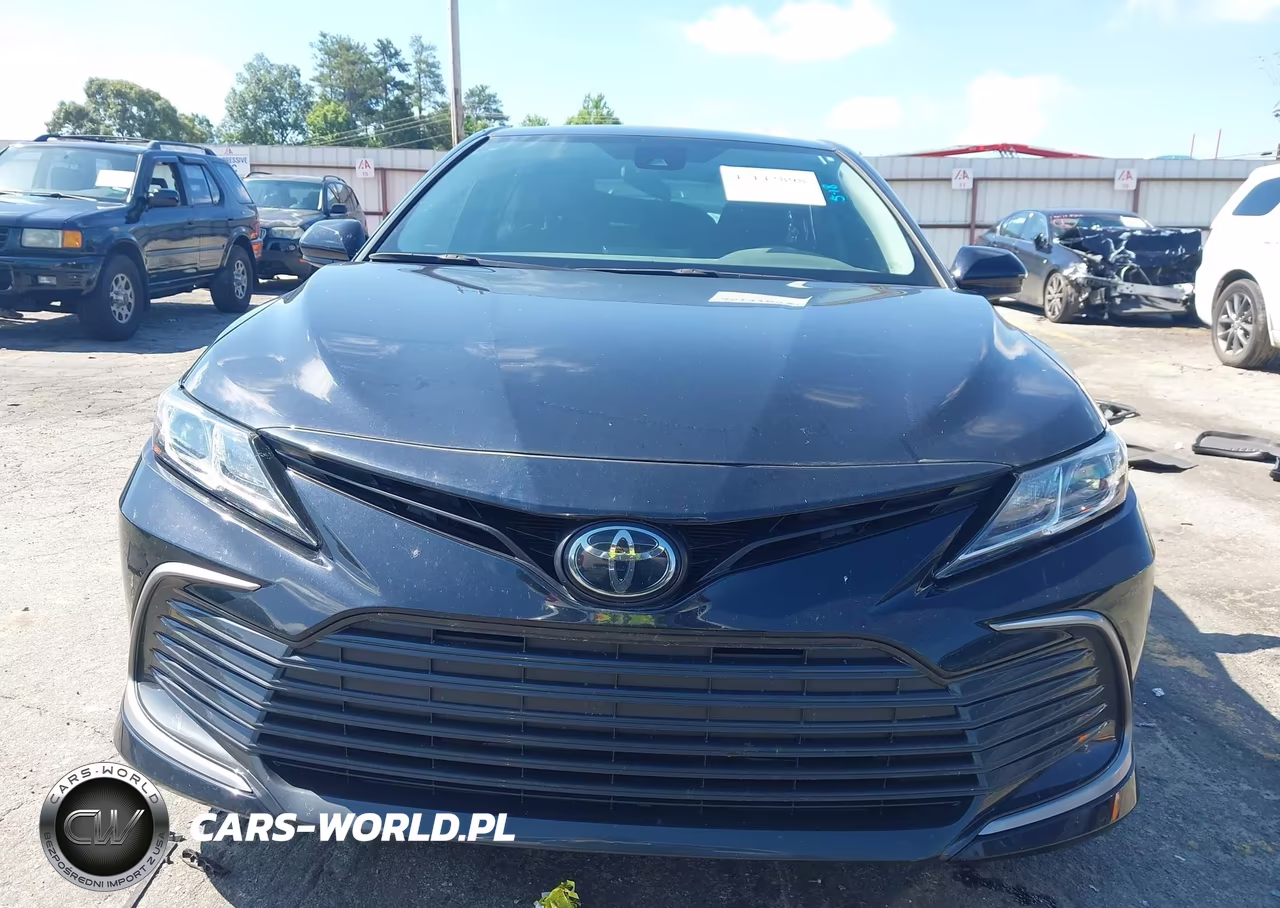 2024 Toyota Camry Le VIN:4T1C11AKXRU843589 - 13