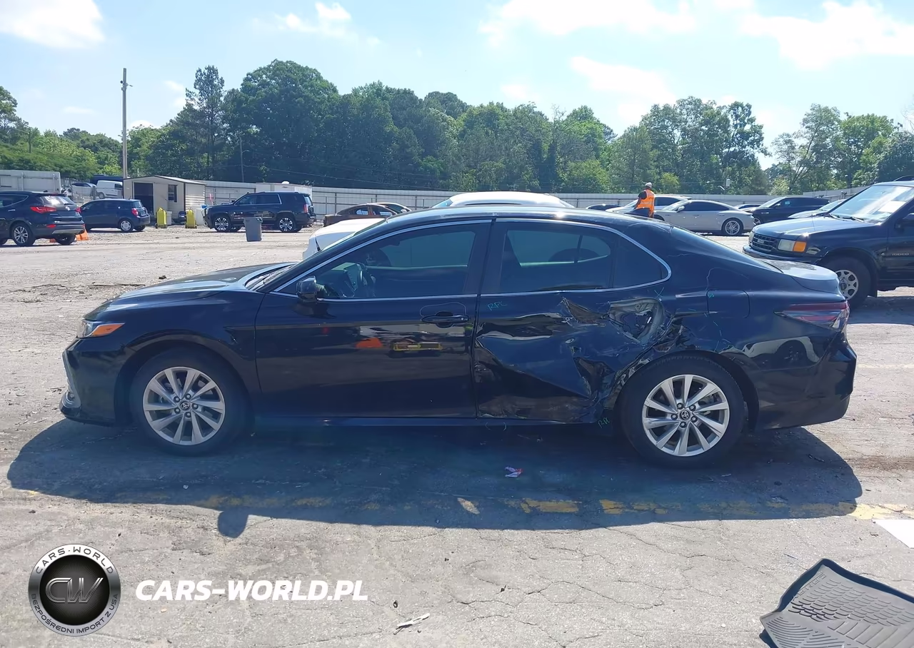 2024 Toyota Camry Le VIN:4T1C11AKXRU843589 - 15