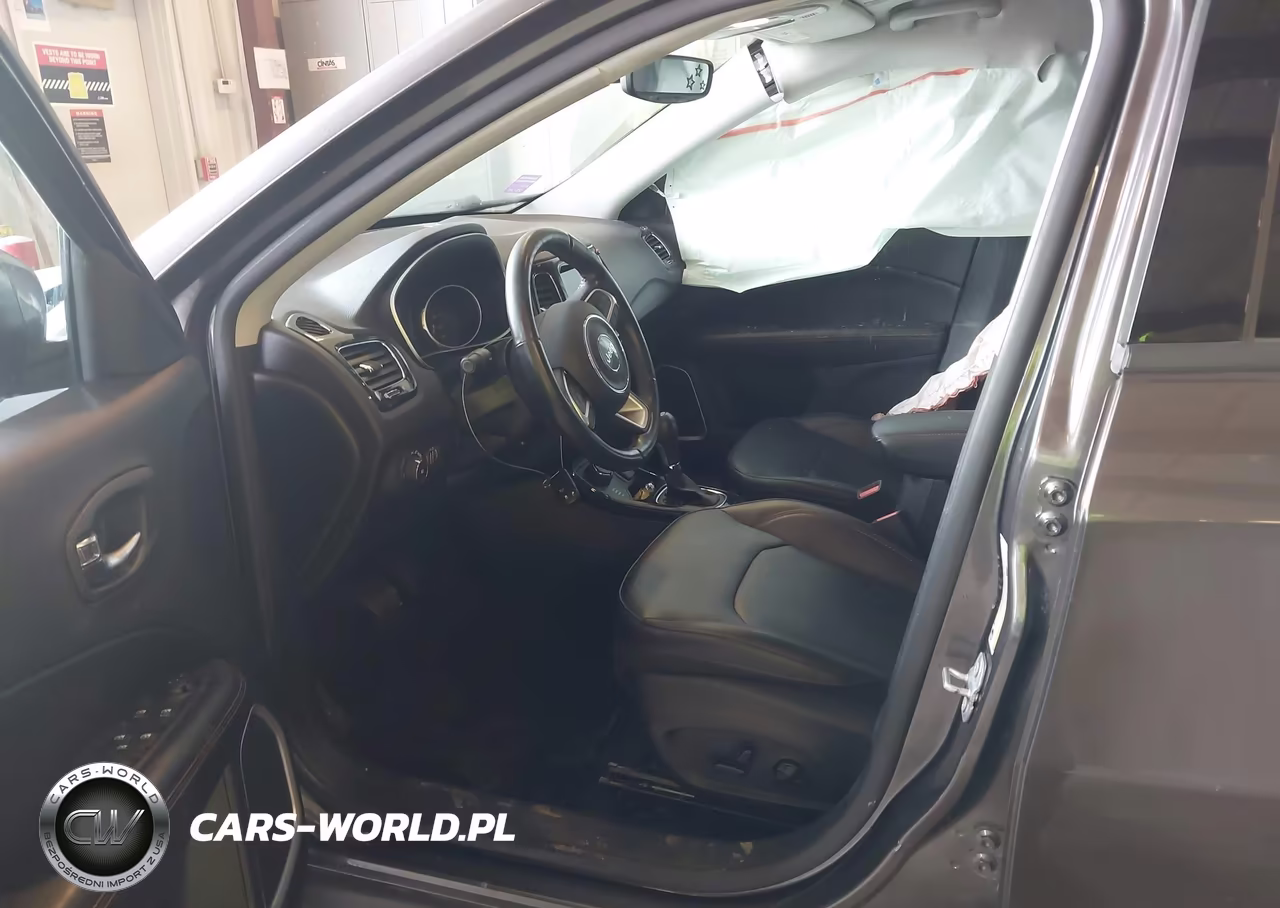 2019 Jeep Compass Limited 4X4 VIN:3C4NJDCB9KT854370 - 5