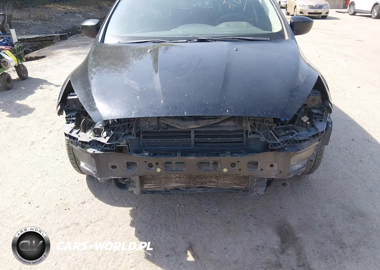 2018 Ford Focus Se VIN:1FADP3K27JL248510 - 6