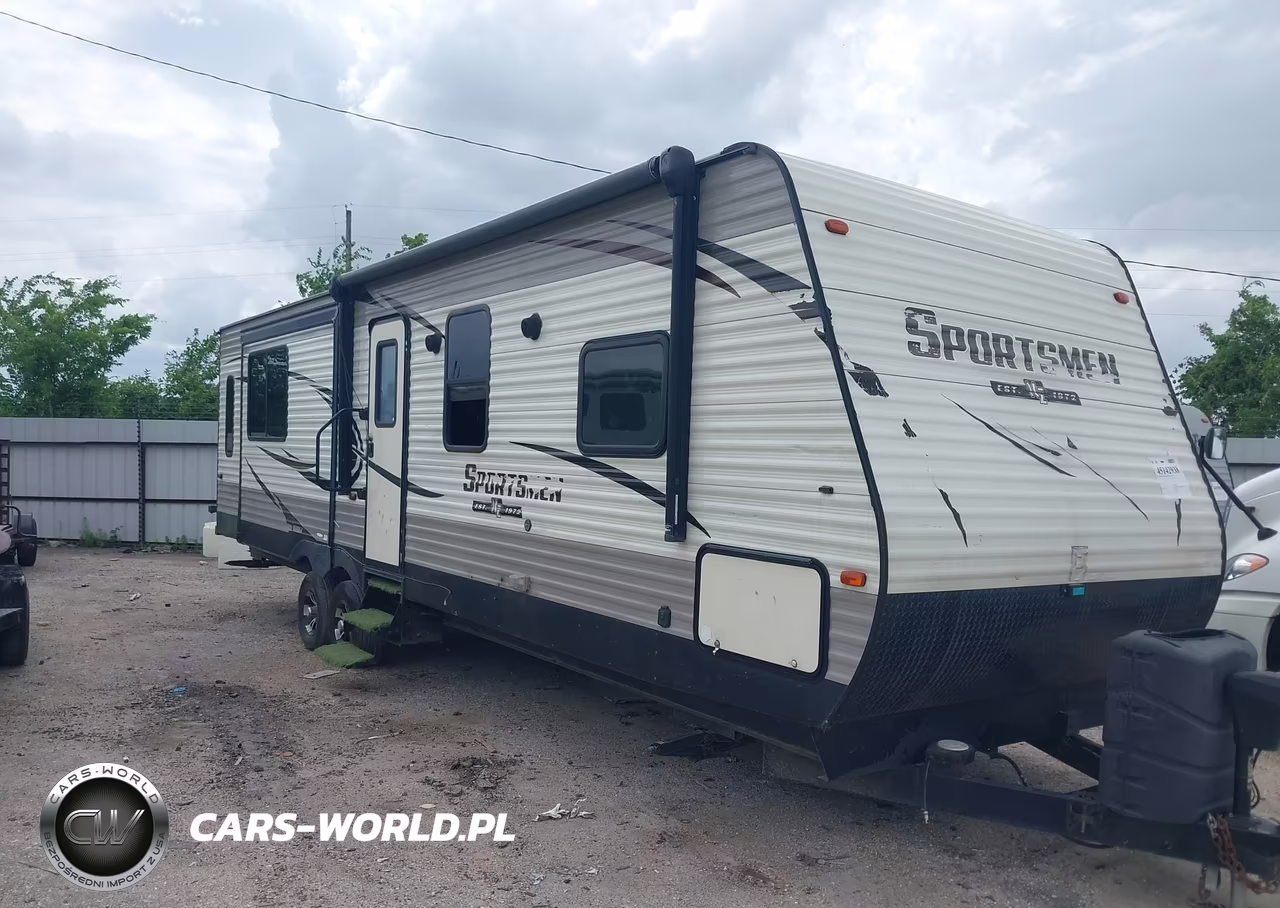 2018 K-Z Inc Travel Trailer – zdjęcie 1 z 10