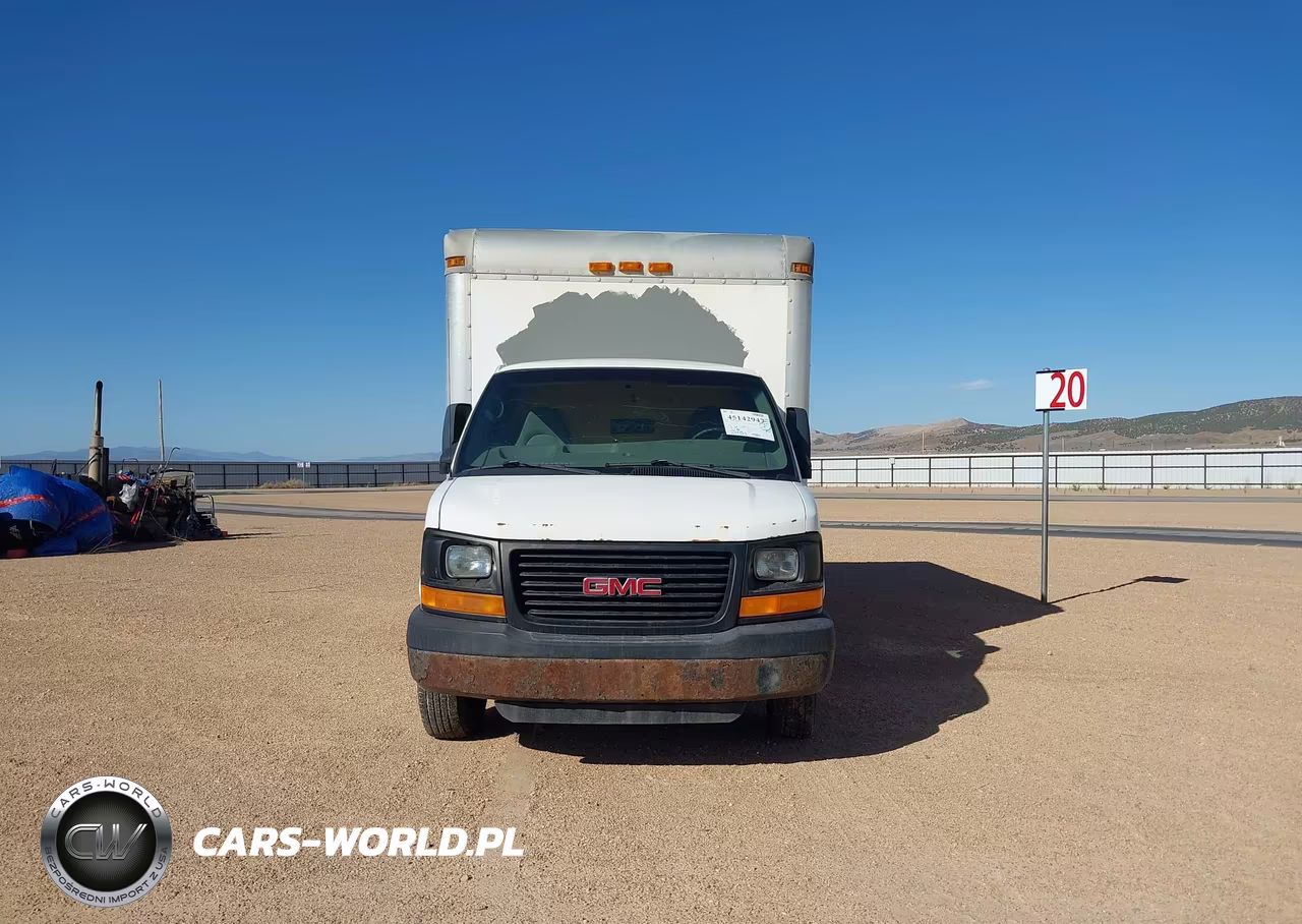 2008 GMC Savana Cutaway Work Van VIN:1GDJG31K481906185 - 12
