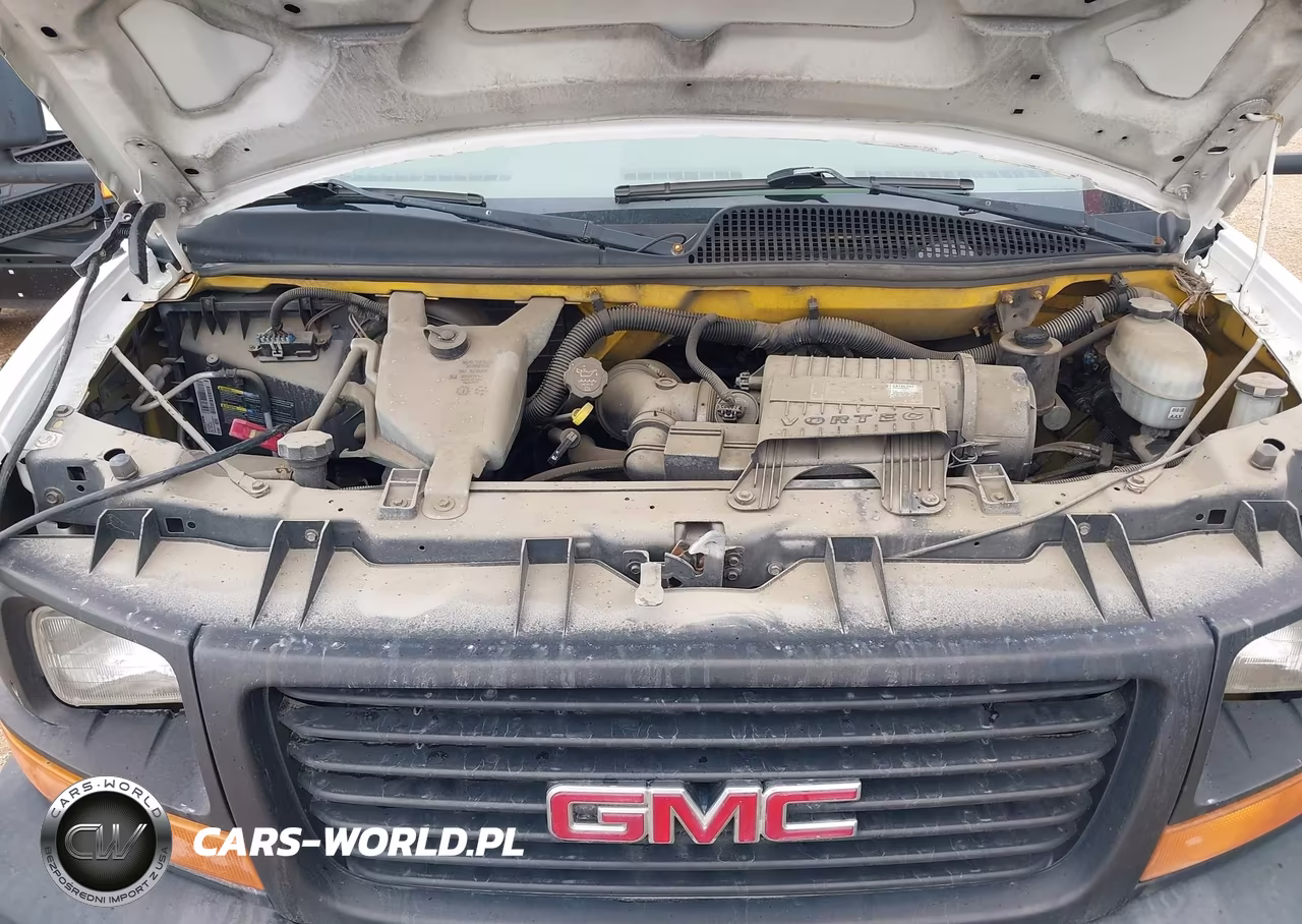 2008 GMC Savana Cutaway Work Van VIN:1GDJG31K481906185 - 9