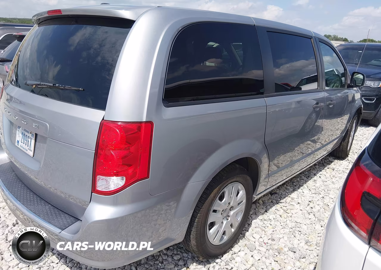 2020 Dodge Grand Caravan Se VIN:2C4RDGBG3LR217924 - 4