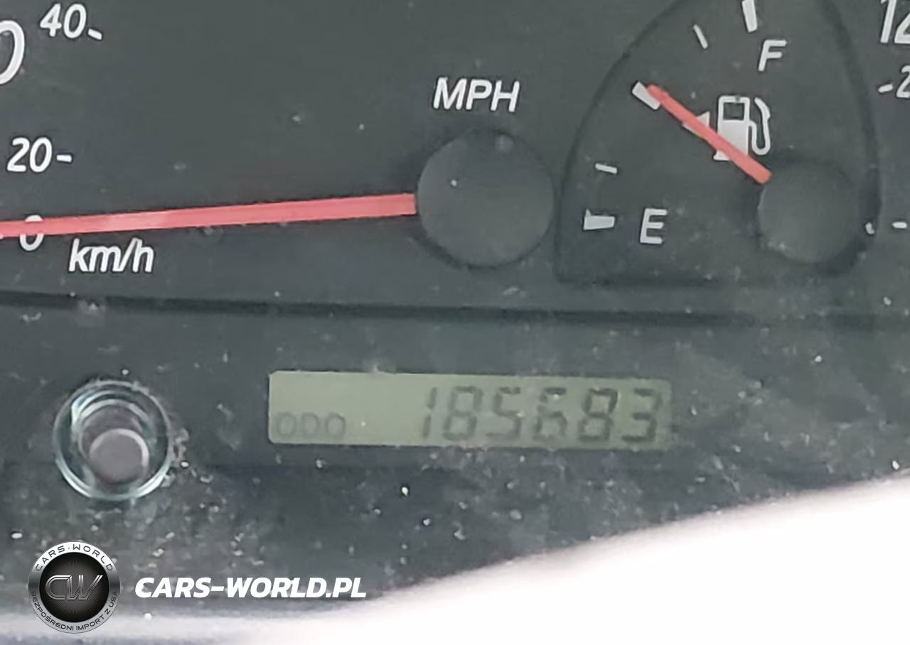 2003 Toyota Camry Le VIN:4T1BE30K83U236188 - 12
