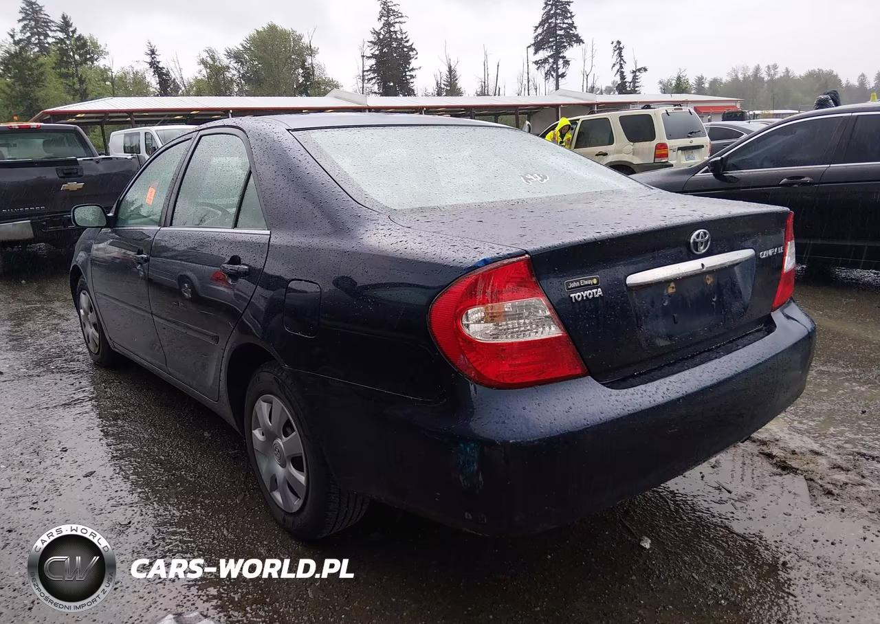 2003 Toyota Camry Le VIN:4T1BE30K83U236188 - 3