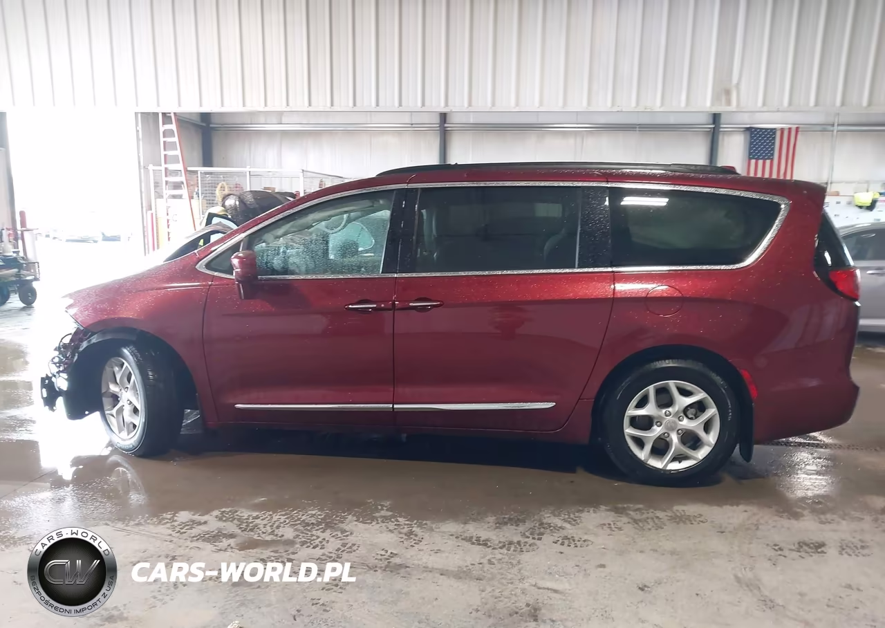2017 Chrysler Pacifica Touring-L VIN:2C4RC1BG5HR528827 - 14