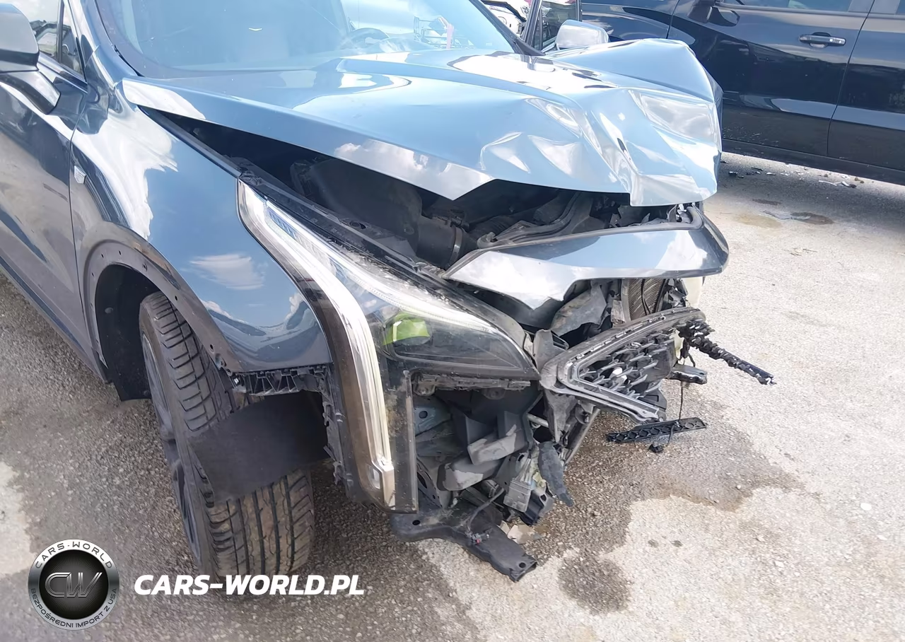 2019 Cadillac Xt4 Sport VIN:1GYFZER41KF192431 - 6