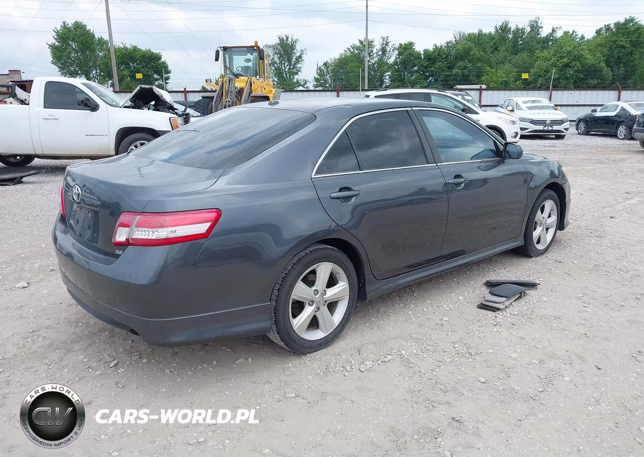 2010 Toyota Camry Se VIN:4T1BF3EK3AU079172 - 4