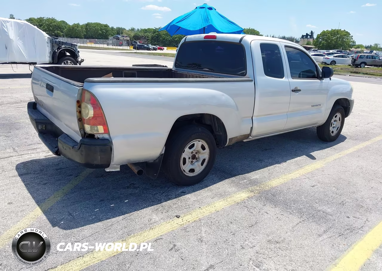 2011 Toyota Tacoma VIN:5TFTX4CN2BX001524 - 4
