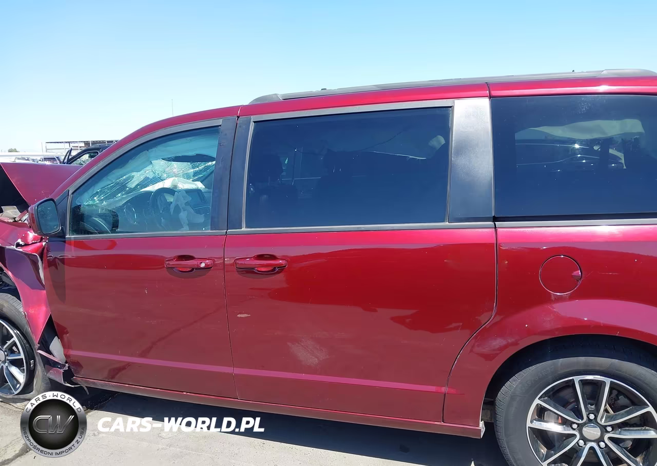 2018 Dodge Grand Caravan Gt VIN:2C4RDGEG0JR221003 - 14