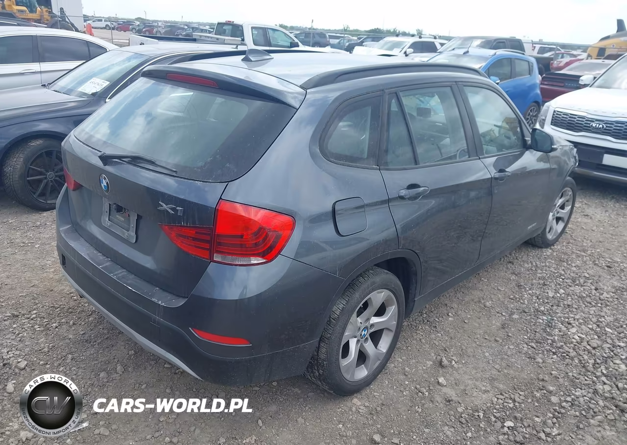 2015 BMW X1 Sdrive28I VIN:WBAVM1C52FV317407 - 4