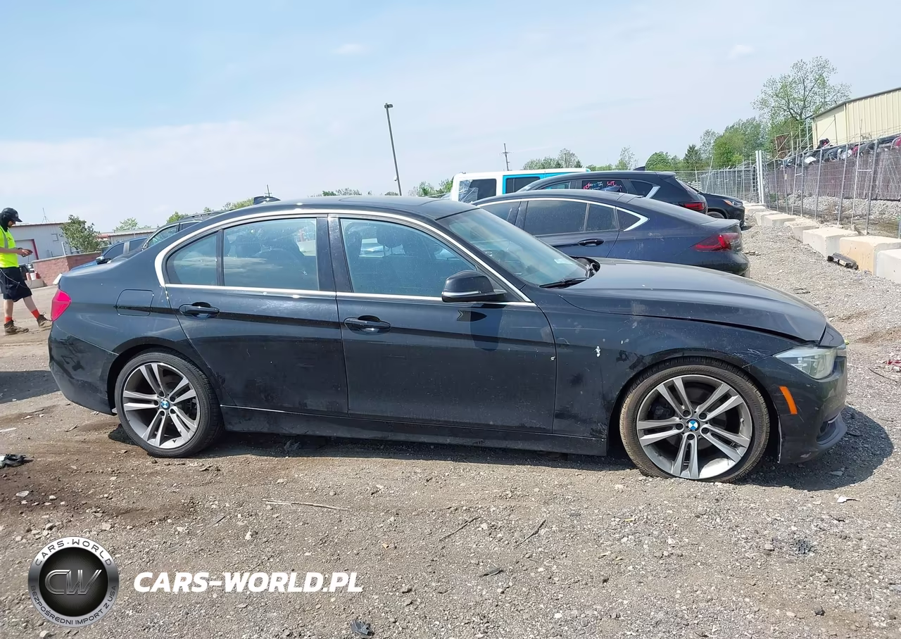 2018 BMW 330I xDrive VIN:WBA8D9G59JNU72762 - 13