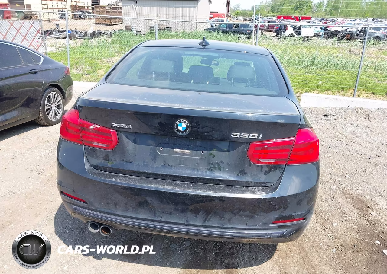 2018 BMW 330I xDrive VIN:WBA8D9G59JNU72762 - 16