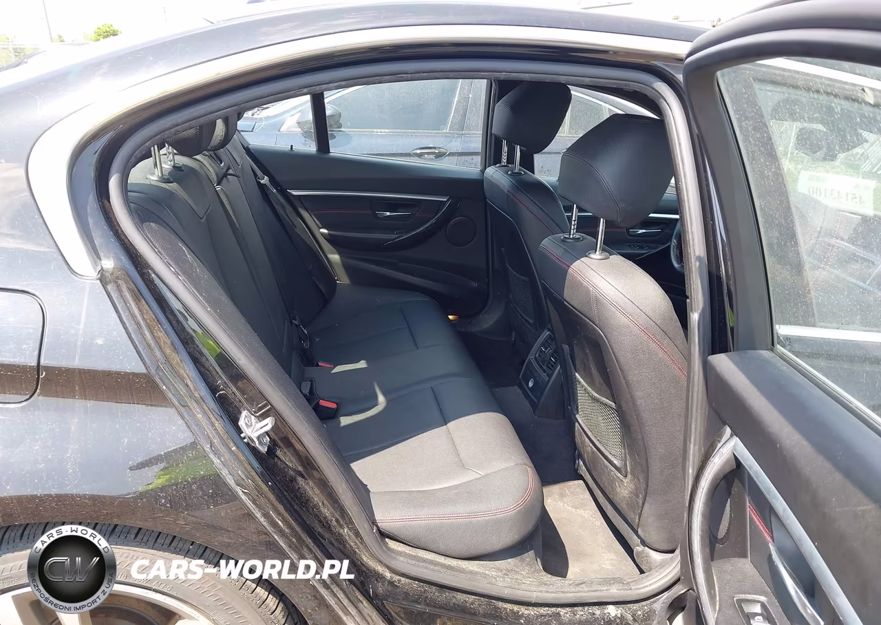 2018 BMW 330I xDrive VIN:WBA8D9G59JNU72762 - 8