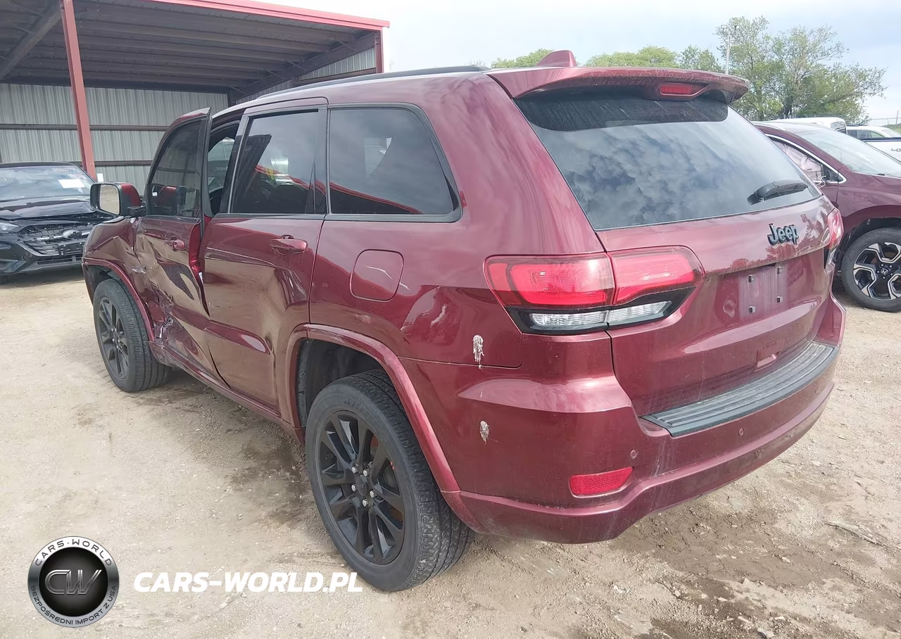 2019 Jeep Grand Cherokee Altitude 4X4 VIN:1C4RJFAG5KC840389 - 3