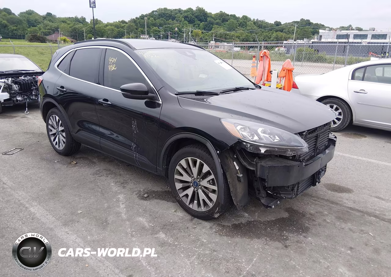 2020 Ford Escape Titanium – zdjęcie 1 z 17
