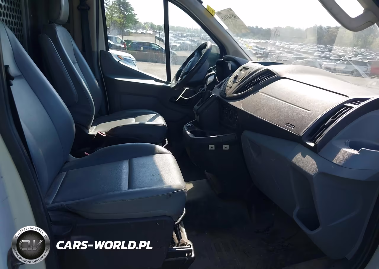 2017 Ford Transit-250 VIN:1FTYR2ZM4HKA81112 - 5