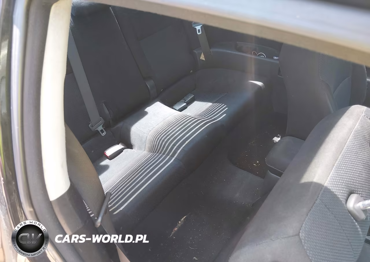 2006 Scion Tc VIN:JTKDE177160139308 - 8