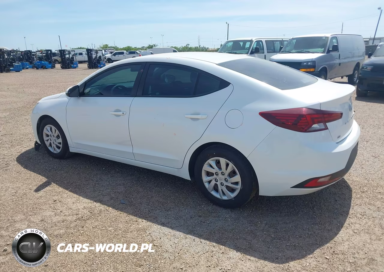 2019 Hyundai Elantra Se VIN:5NPD74LF6KH486579 - 3