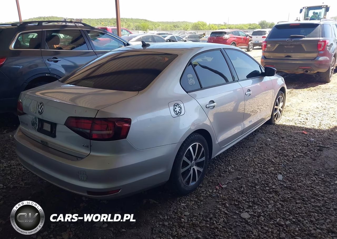 2016 Volkswagen Jetta 1.4T Se VIN:3VWD67AJ4GM295138 - 4