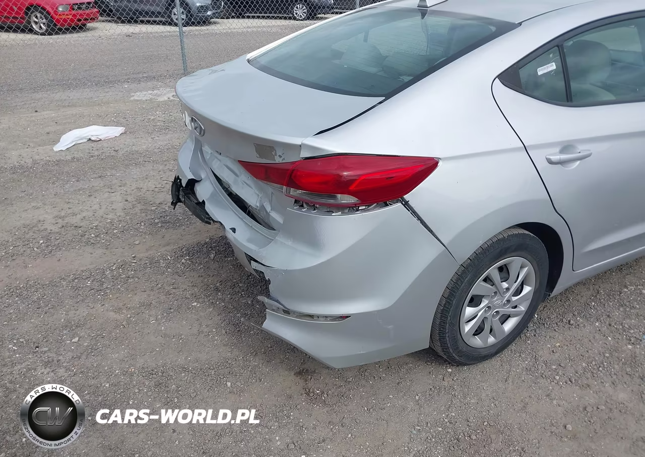 2017 Hyundai Elantra Se VIN:5NPD74LFXHH212312 - 12