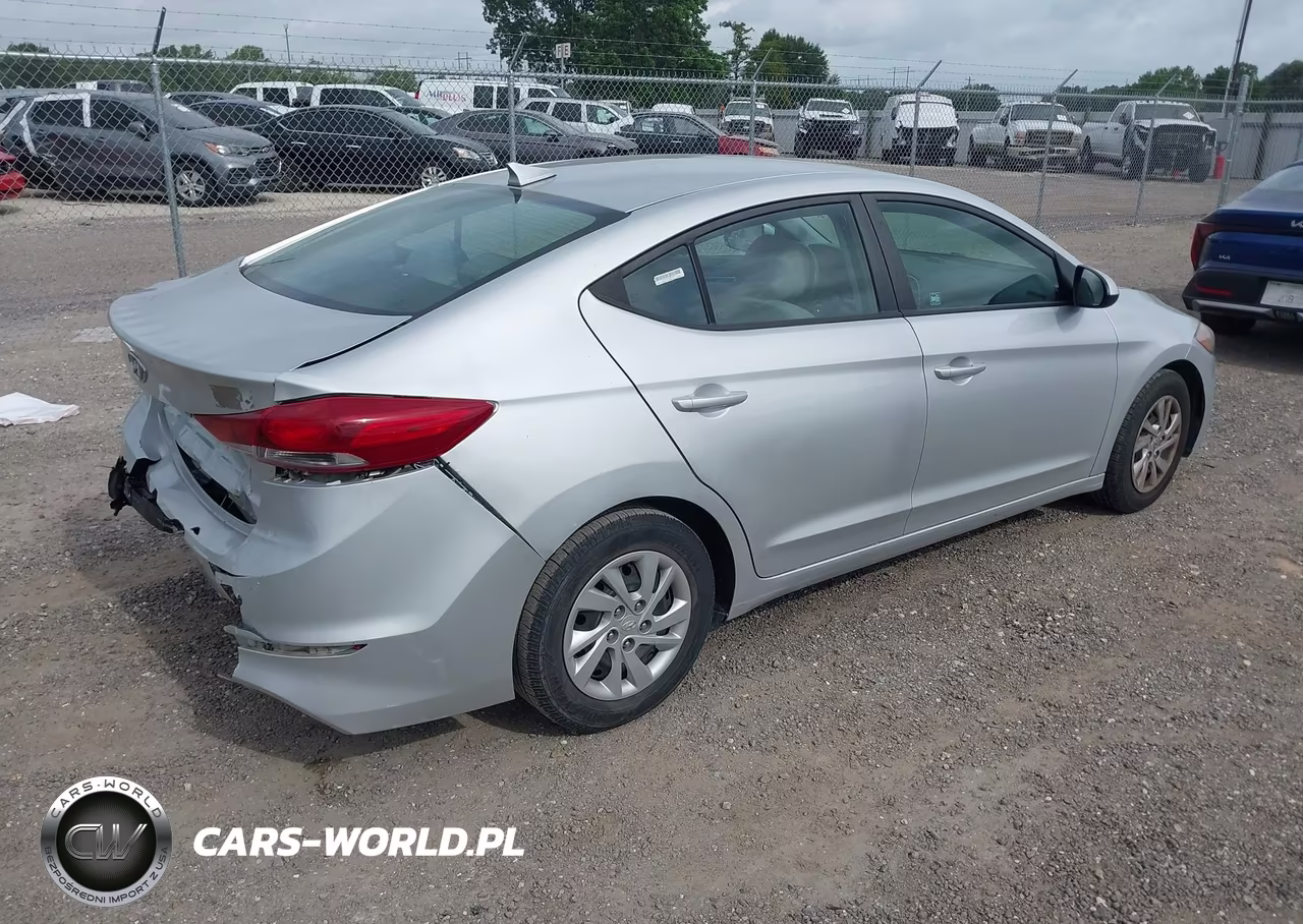 2017 Hyundai Elantra Se VIN:5NPD74LFXHH212312 - 4