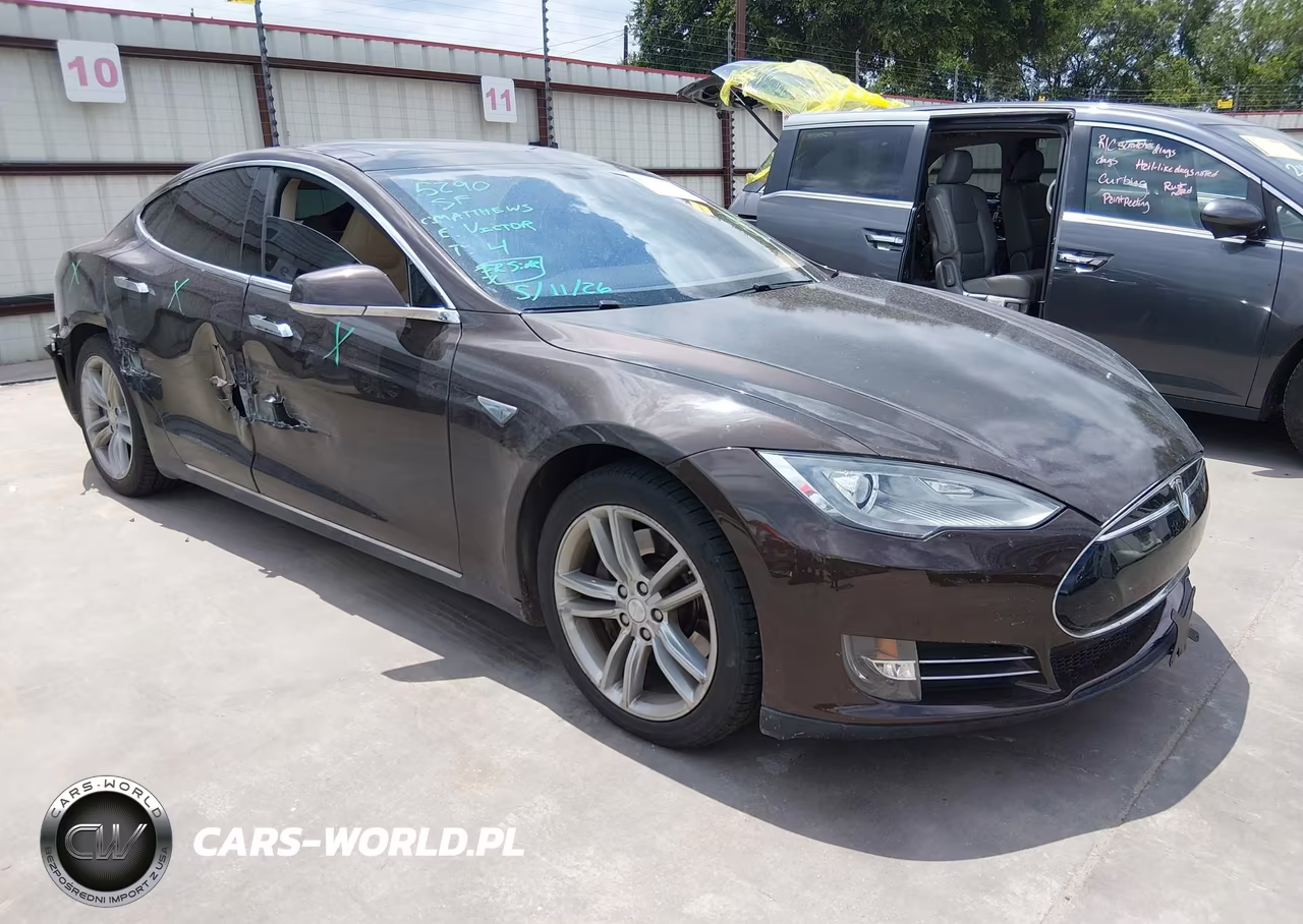 2013 Tesla Model S