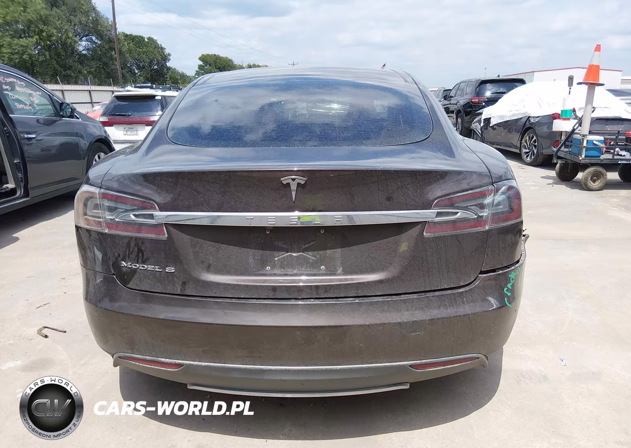 2013 Tesla Model S VIN:5YJSA1AC3DFP10084 - 16