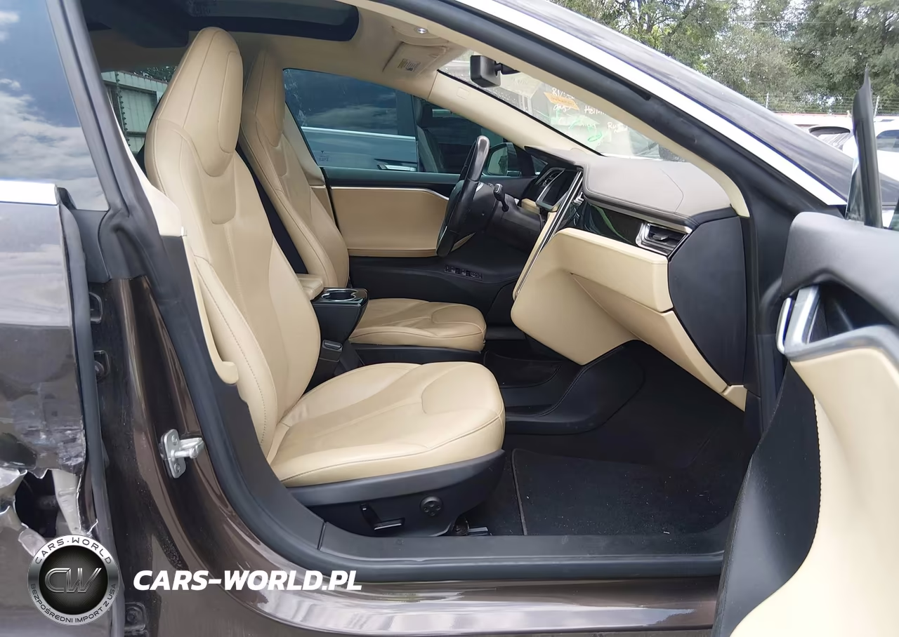 2013 Tesla Model S VIN:5YJSA1AC3DFP10084 - 5