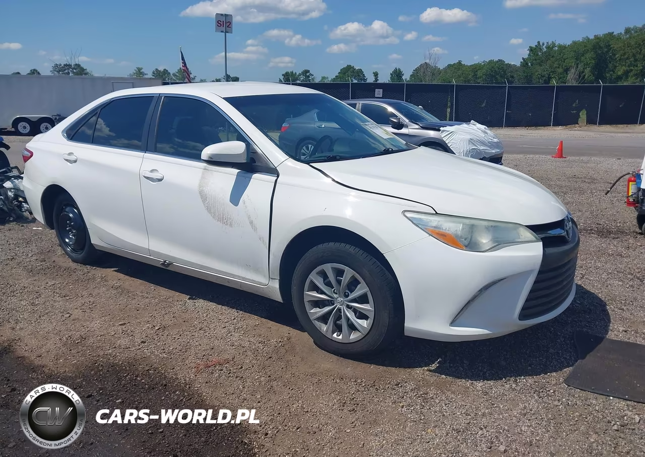 2016 Toyota Camry Le