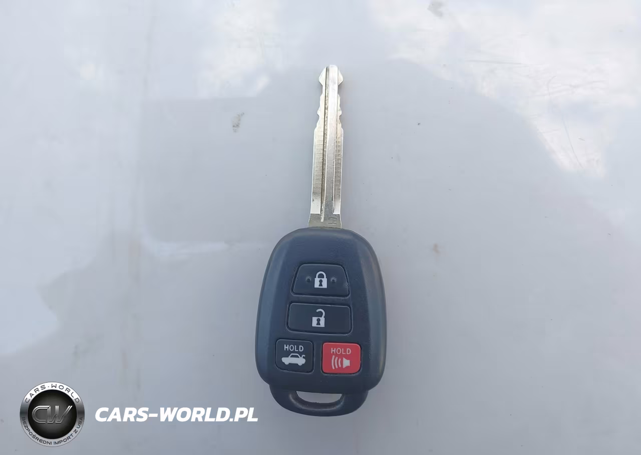 2016 Toyota Camry Le VIN:4T1BF1FK3GU152701 - 11