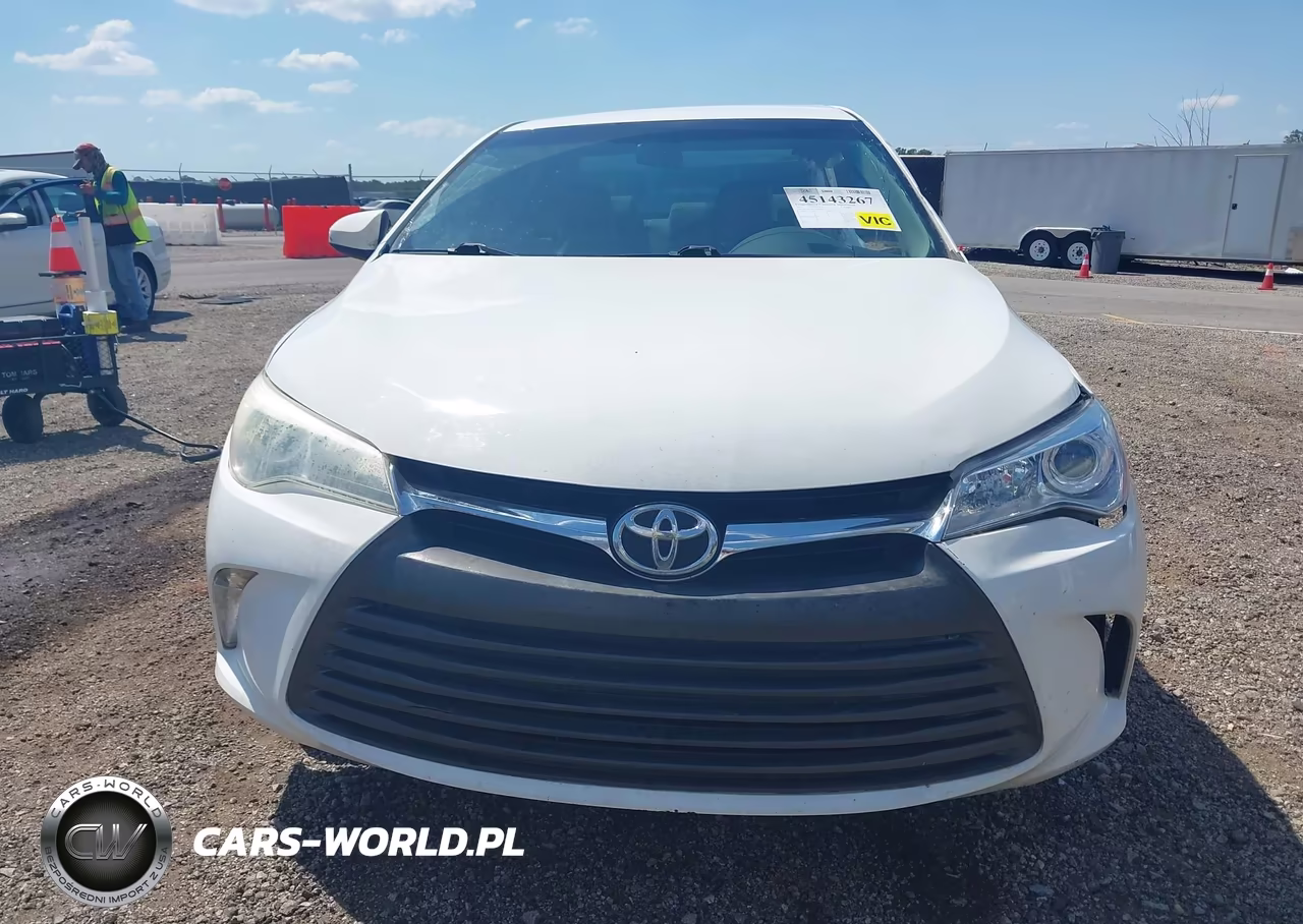 2016 Toyota Camry Le VIN:4T1BF1FK3GU152701 - 13