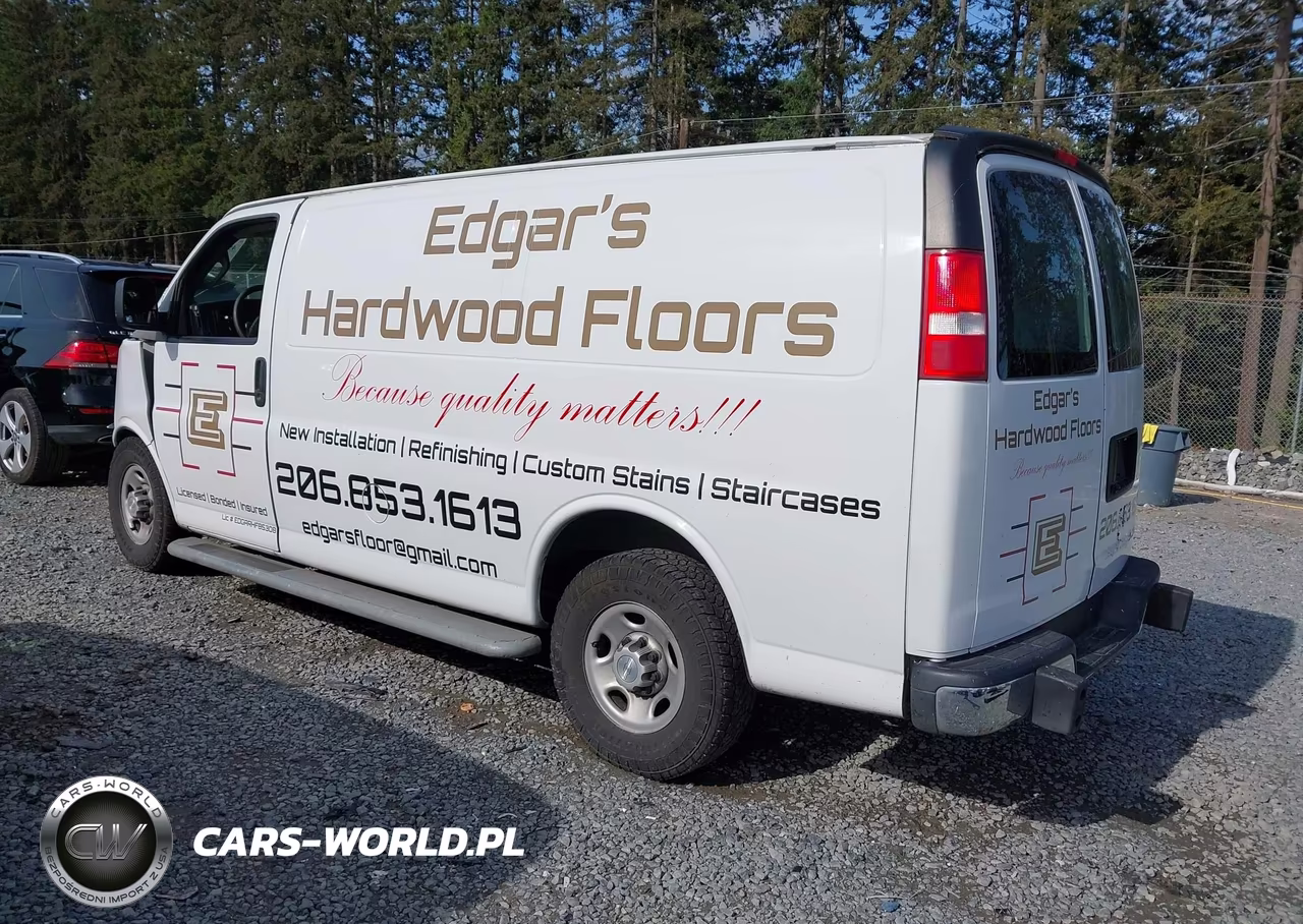 2018 Chevrolet Express 2500 Work Van VIN:1GCWGAFG8J1911009 - 3