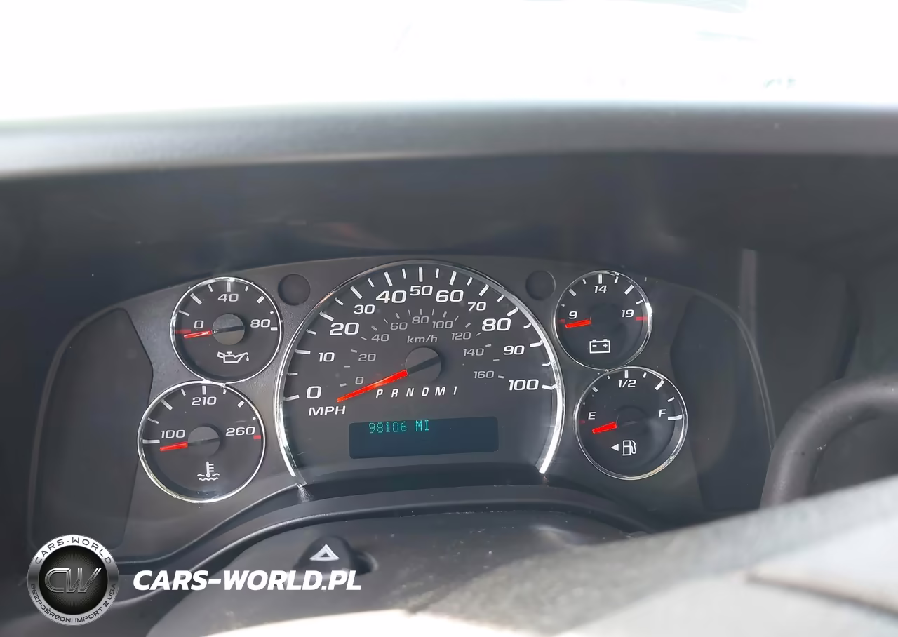 2018 Chevrolet Express 2500 Work Van VIN:1GCWGAFG8J1911009 - 7