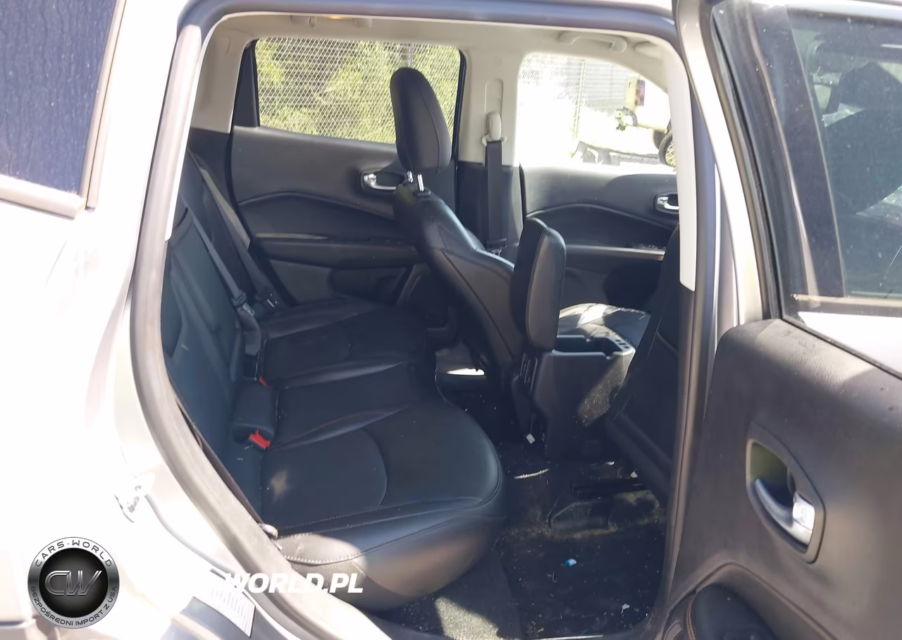 2019 Jeep Compass Limited Fwd VIN:3C4NJCCB3KT675736 - 8