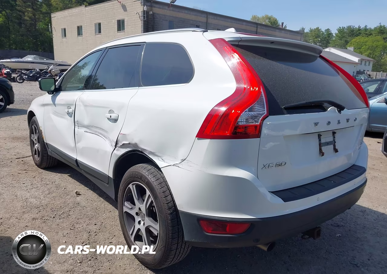 2012 Volvo Xc60 T6-T6 Platinum-T6 Premier Plus-T6 R-Design-T6 R-Design Platinum-T6 R-Design Premier Plus VIN:YV4902DZ2C2308546 - 3