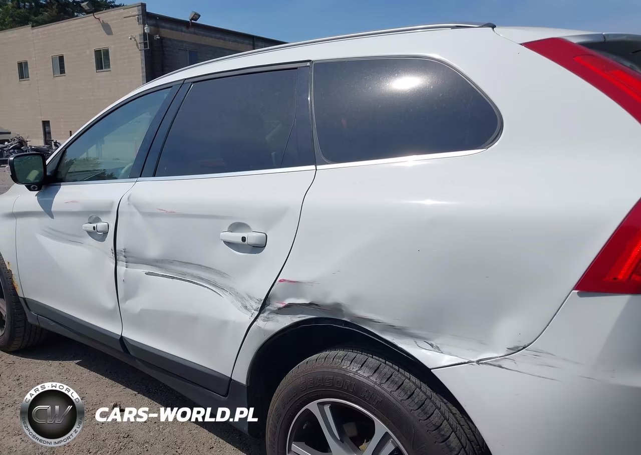2012 Volvo Xc60 T6-T6 Platinum-T6 Premier Plus-T6 R-Design-T6 R-Design Platinum-T6 R-Design Premier Plus VIN:YV4902DZ2C2308546 - 6