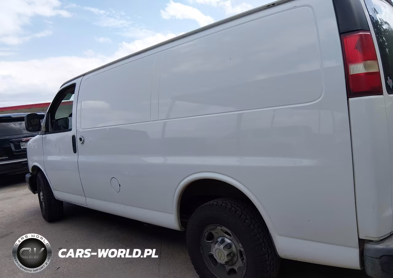 2013 Chevrolet Express 2500 Work Van VIN:1GCWGFCA5D1192352 - 14