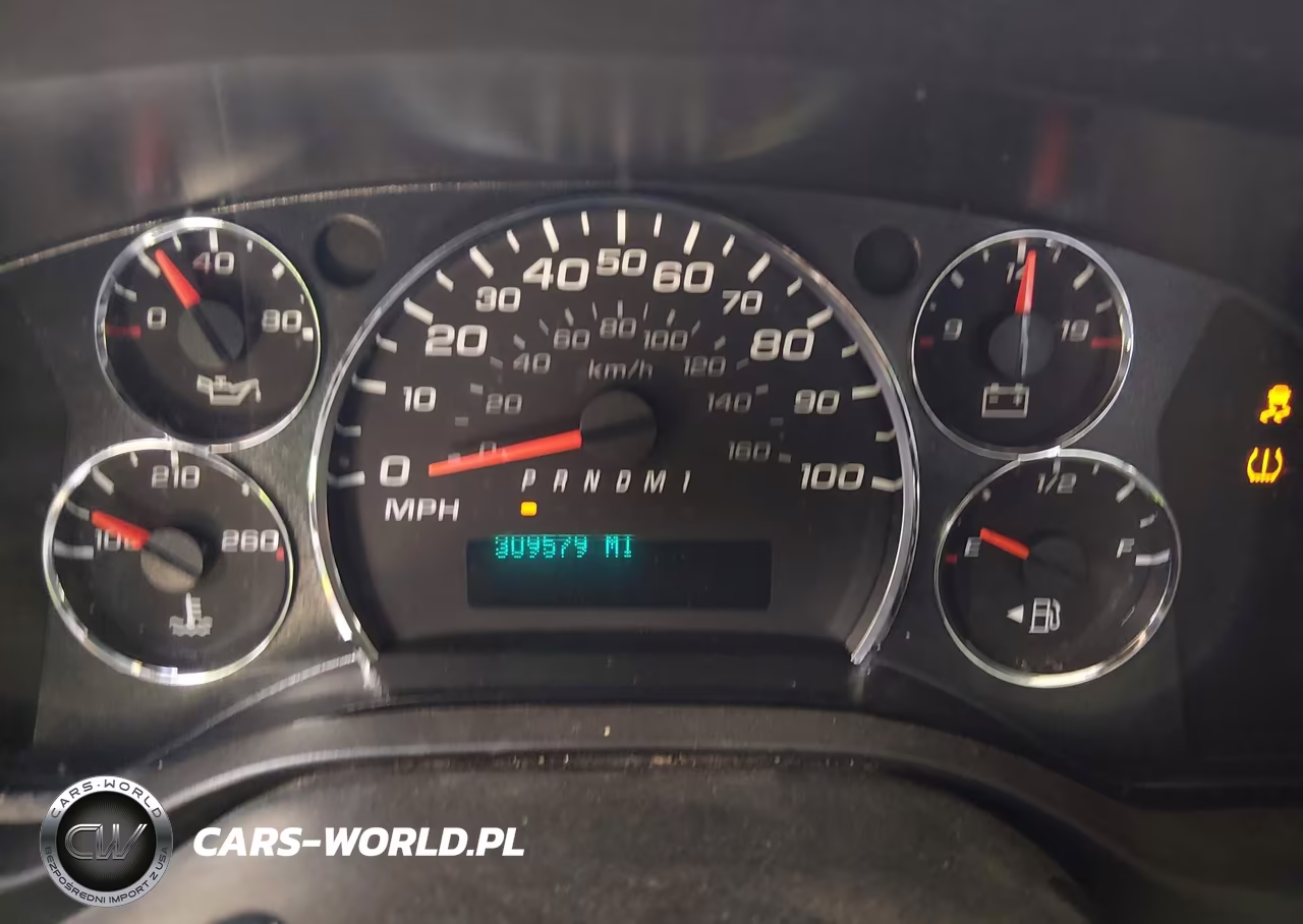 2013 Chevrolet Express 2500 Work Van VIN:1GCWGFCA5D1192352 - 7