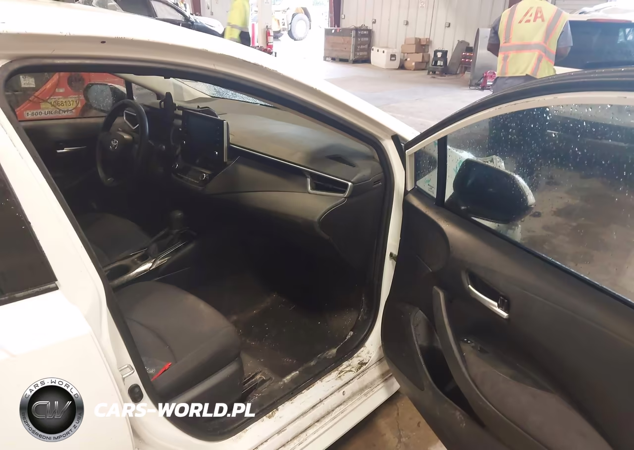 2020 Toyota Corolla Le VIN:5YFEPRAE3LP104850 - 5