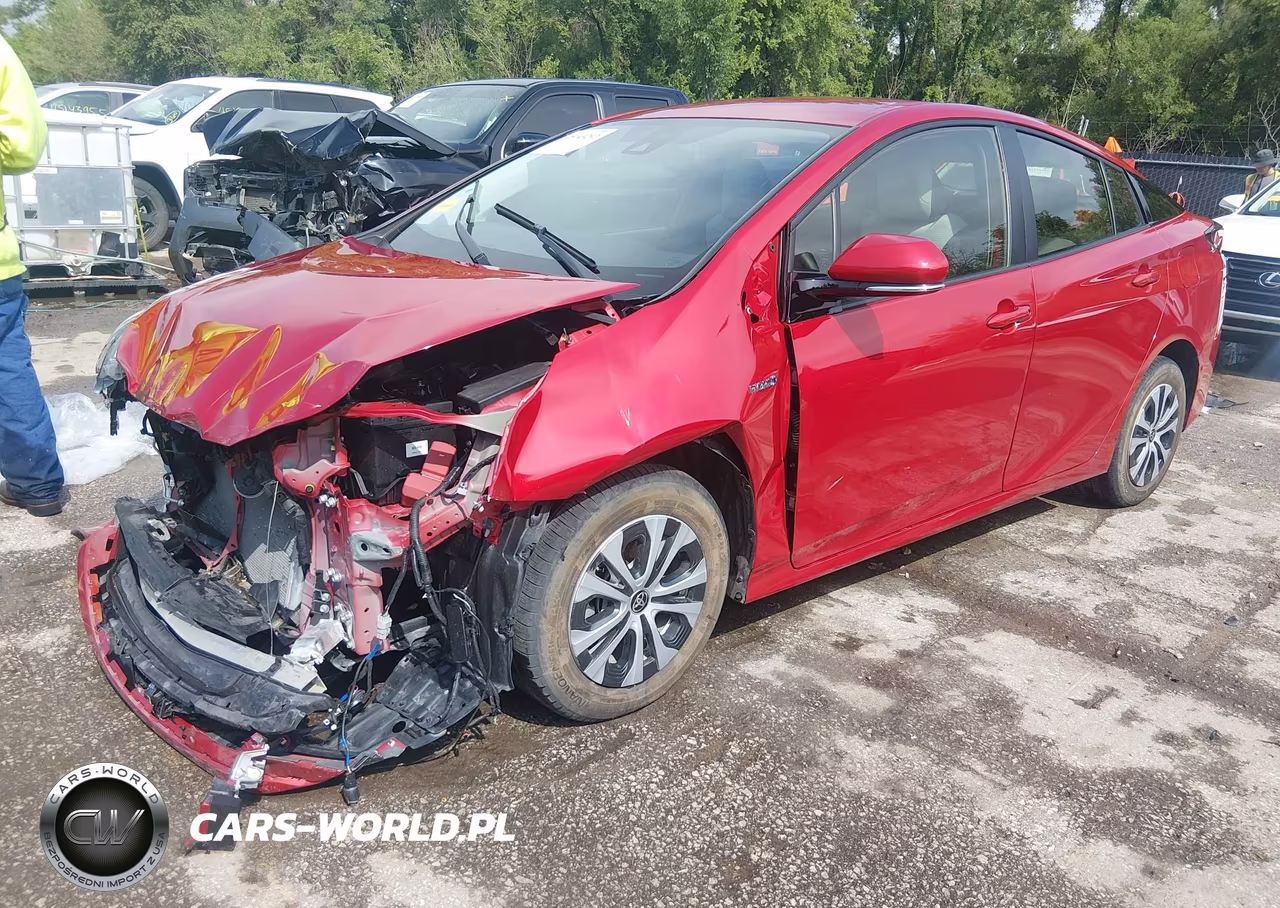 2019 Toyota Prius Le VIN:JTDL9RFU2K3002657 - 2