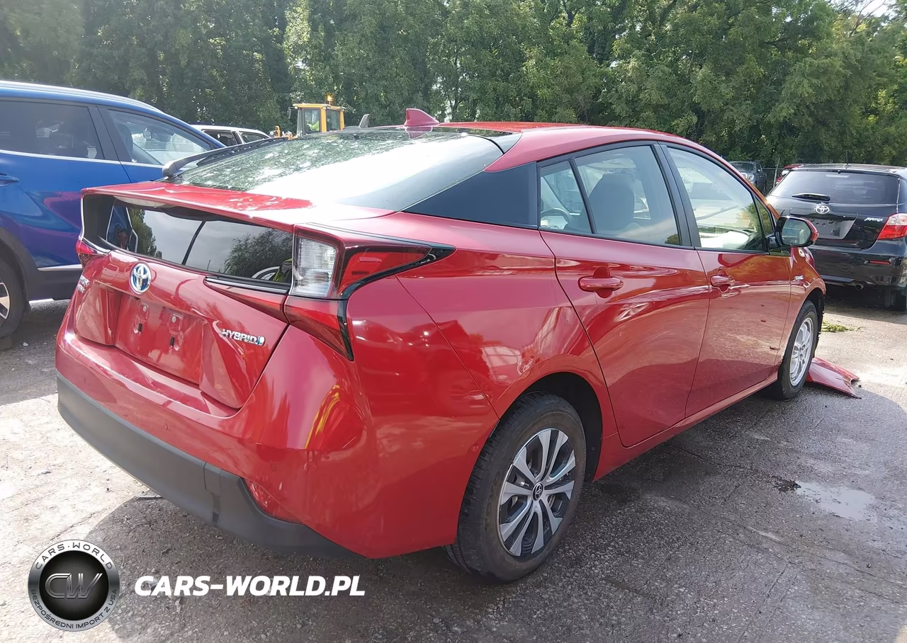 2019 Toyota Prius Le VIN:JTDL9RFU2K3002657 - 4