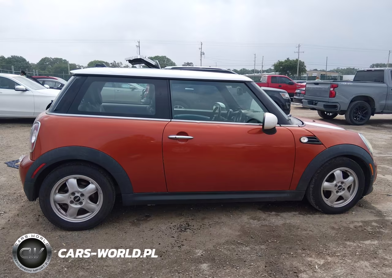 2011 Mini Cooper VIN:WMWSU3C52BT094922 - 13